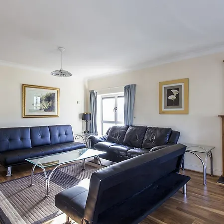 Staycity Aparthotels, Dublin, Christchurch Апарт-отель Дублин