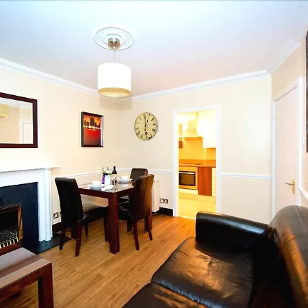 Staycity Aparthotels, Dublin, Christchurch 4* דבלין