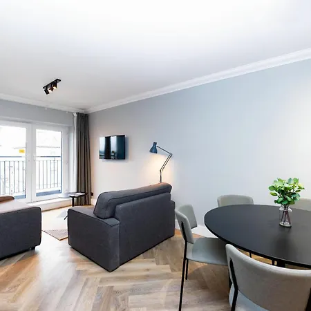 Staycity Aparthotels, Dublin, Christchurch 호텔 4*