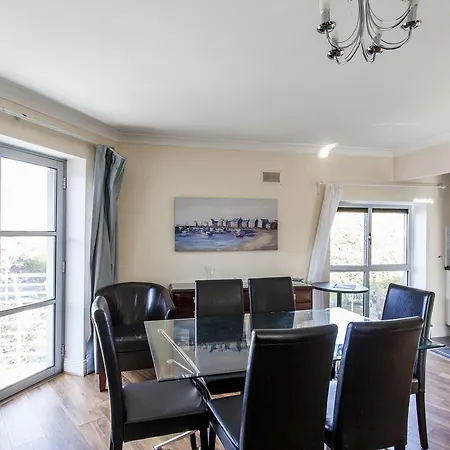 Staycity Aparthotels, Dublin, Christchurch 아파트호텔 3*