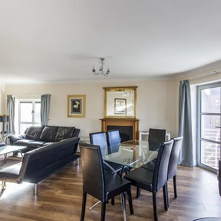 Staycity Aparthotels, Dublin, Christchurch מלון דירות דבלין